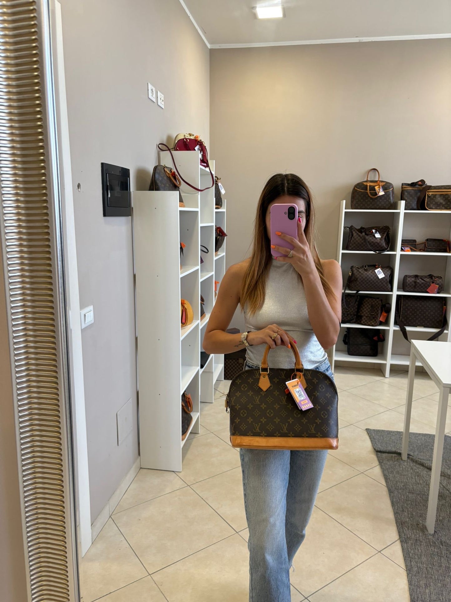 Louis Vuitton Alma