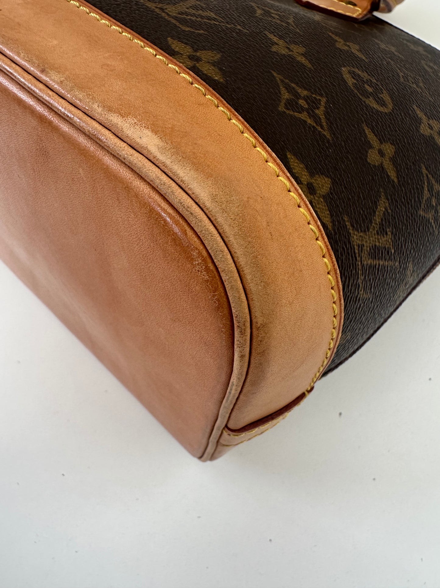 Louis Vuitton Alma