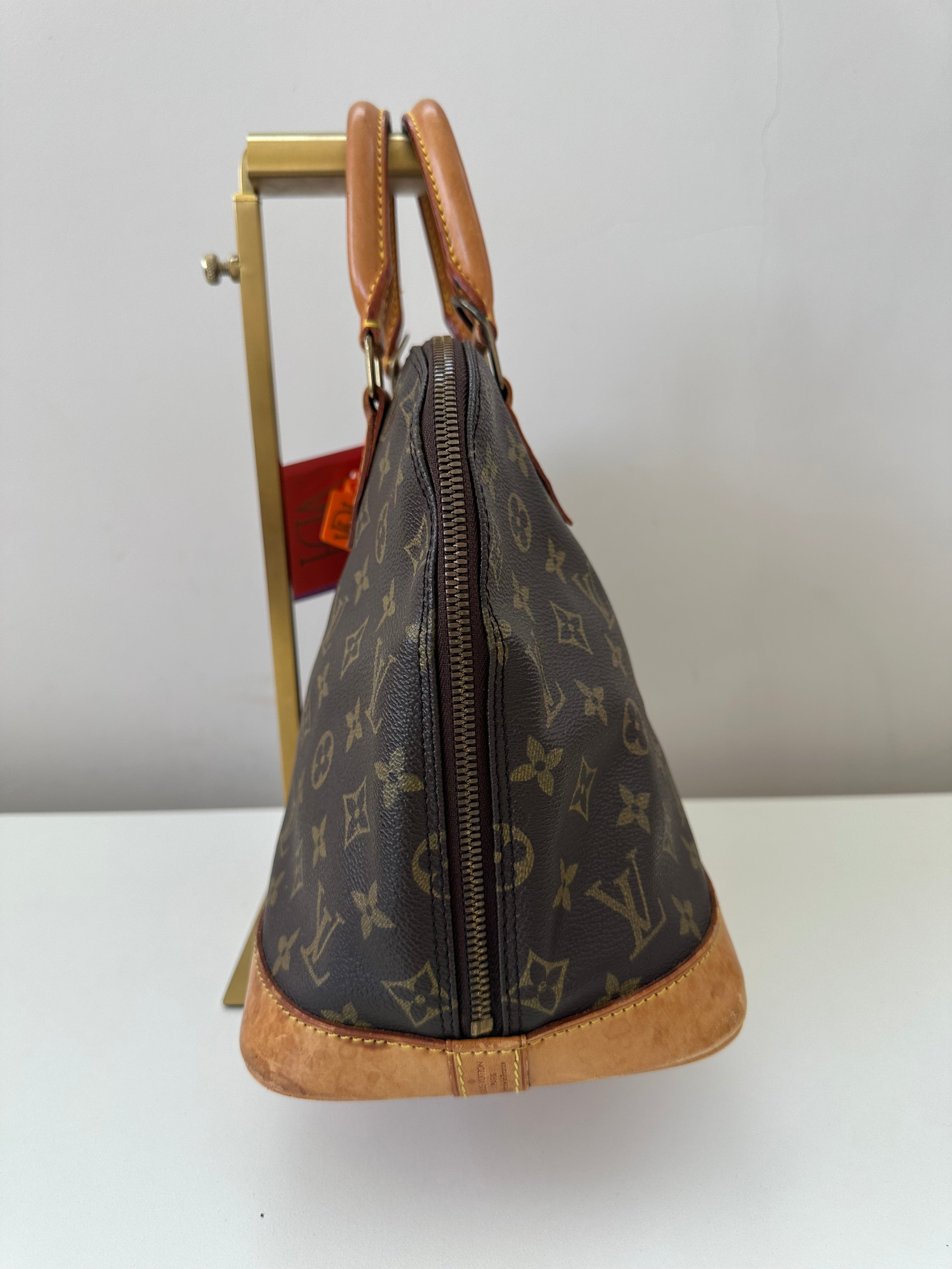 Louis Vuitton Alma