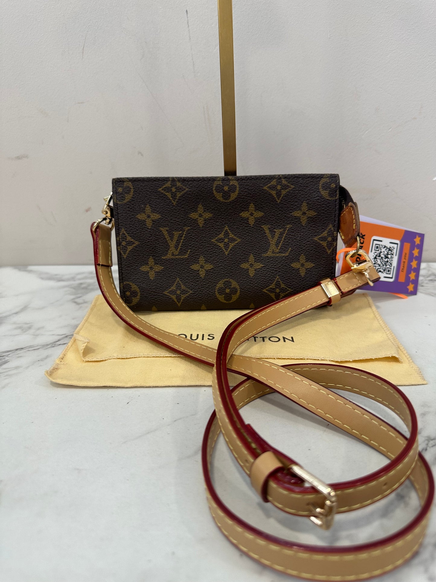 Louis Vuitton Pochette Bucket