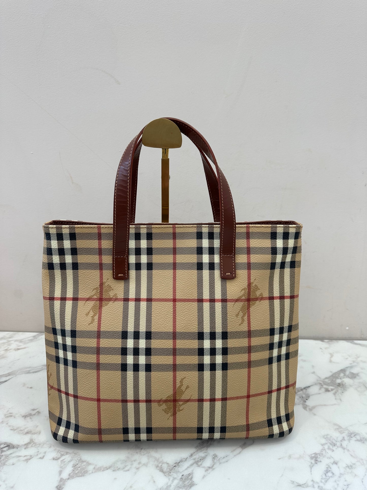 Burberry Beige