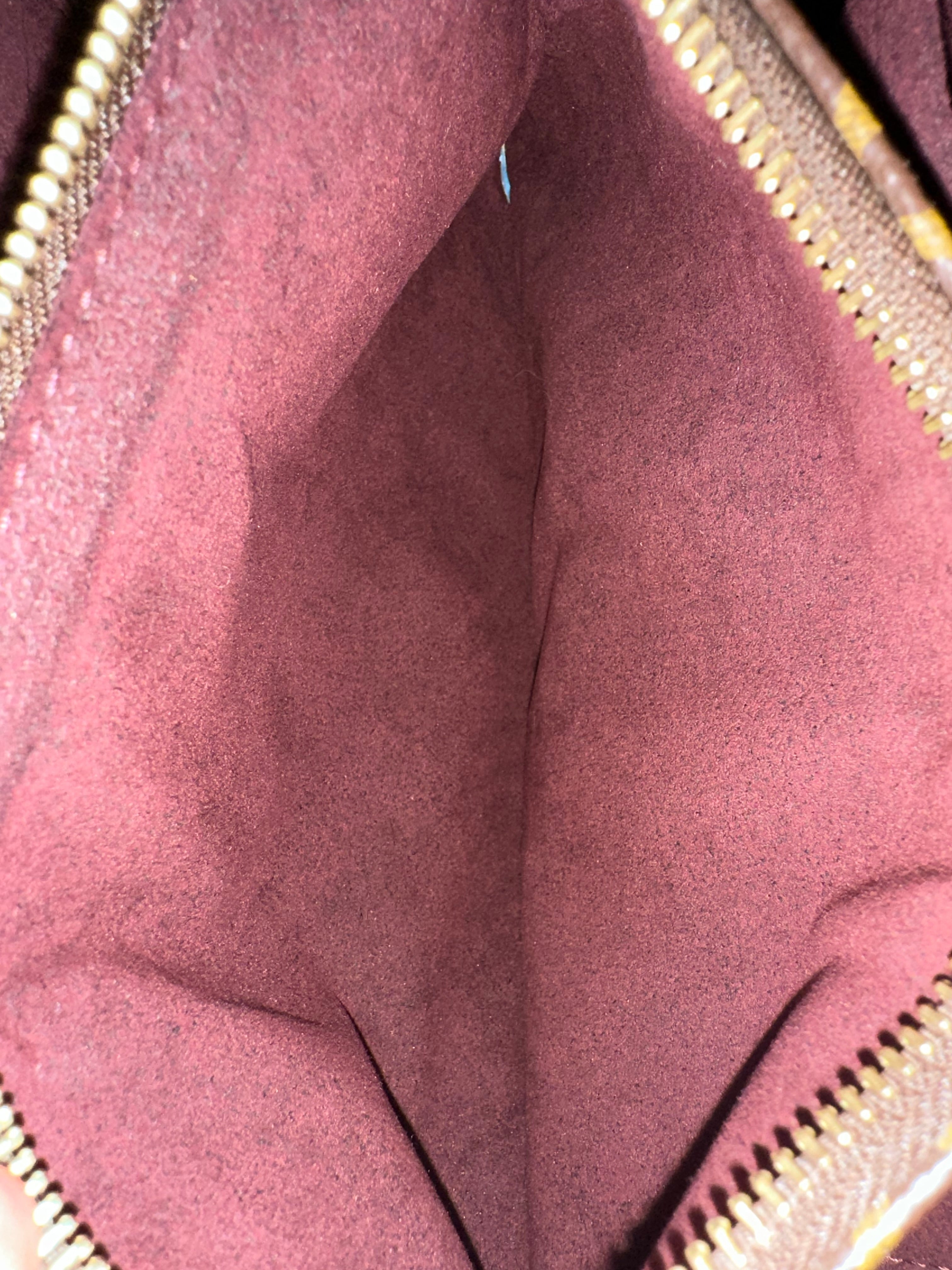 Louis Vuitton Montaigne