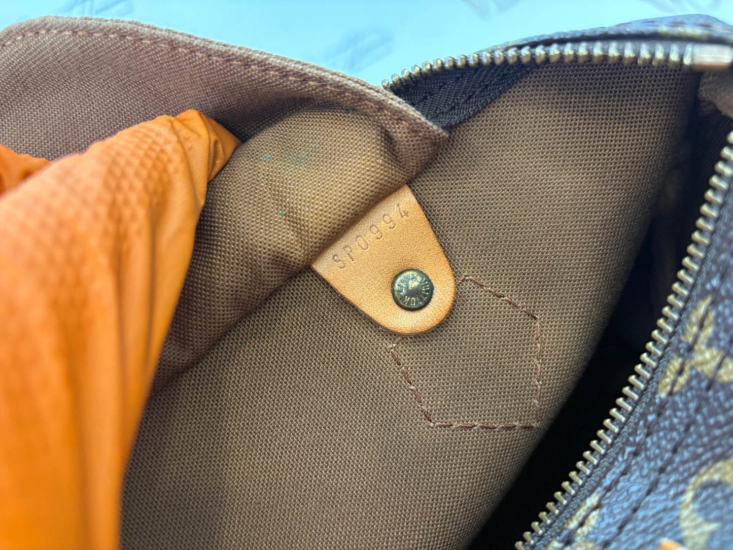 018559 - Louis Vuitton Speedy 30