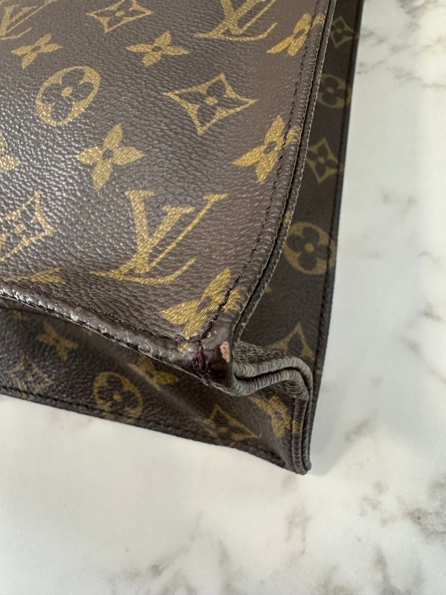 Louis Vuitton Sac Plat
