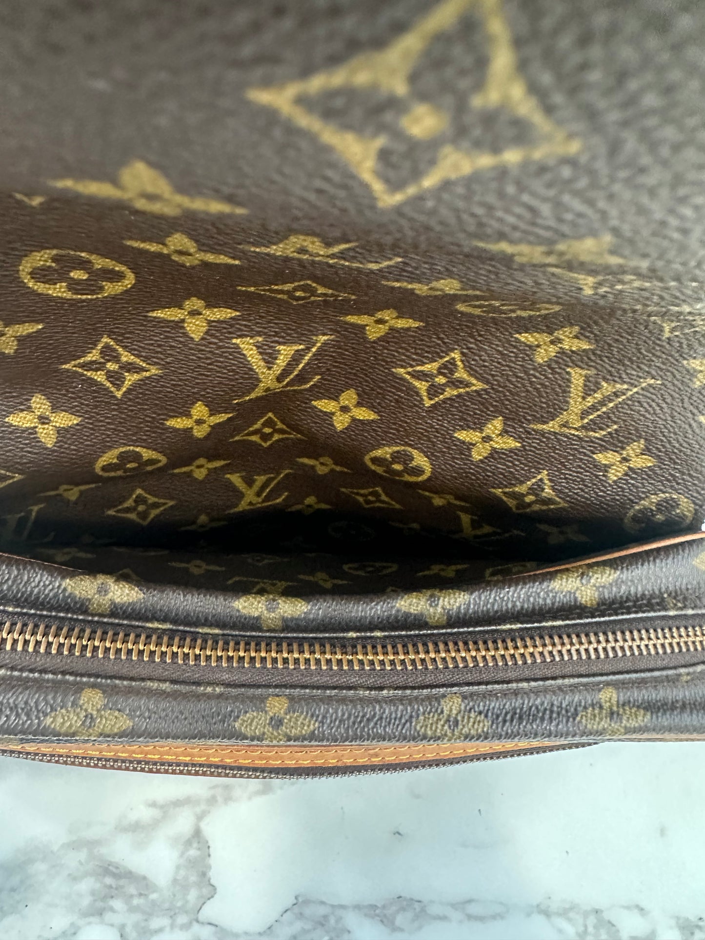 Louis Vuitton Saint German 27