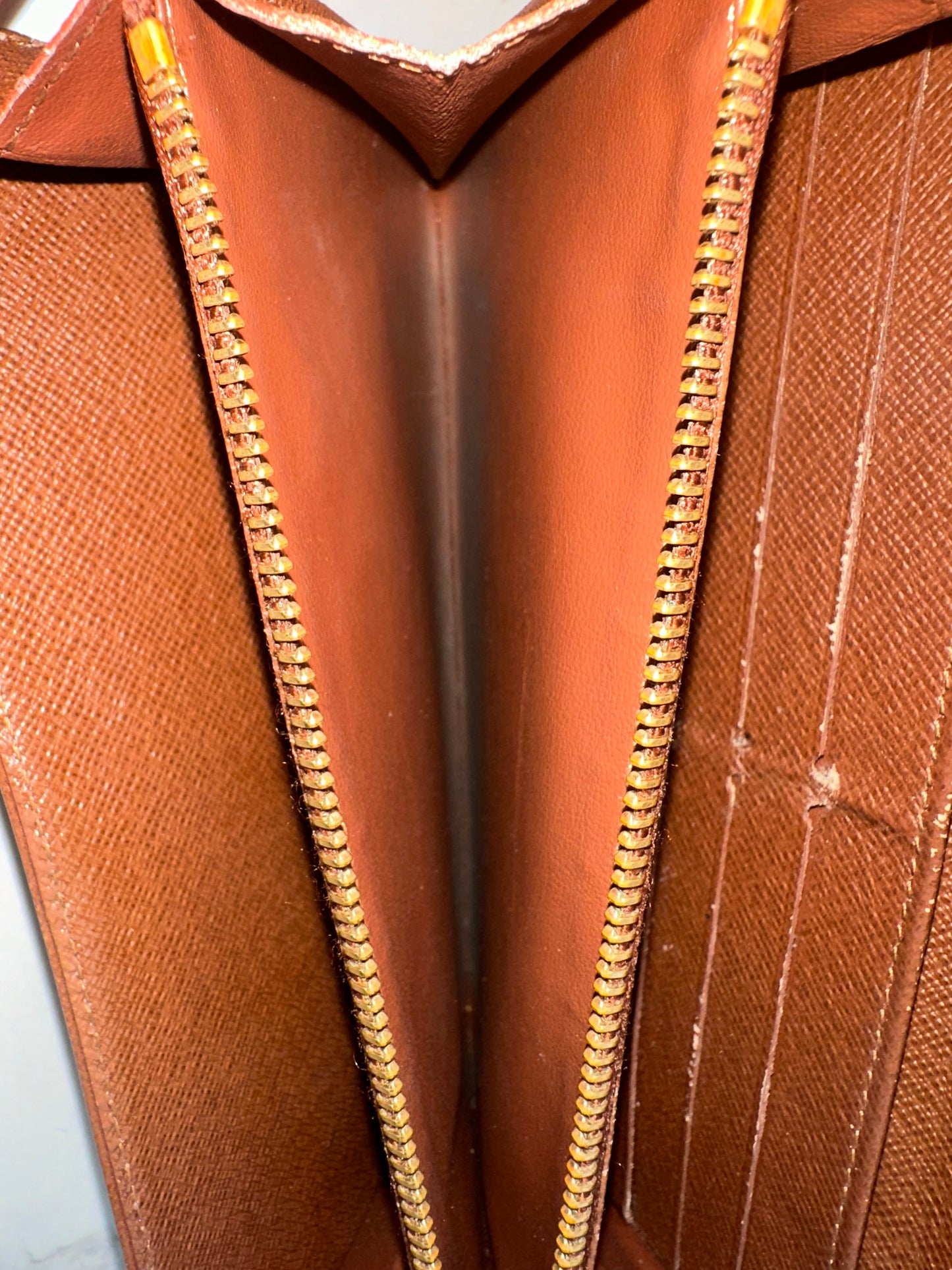 Louis Vuitton Sarah Etolie