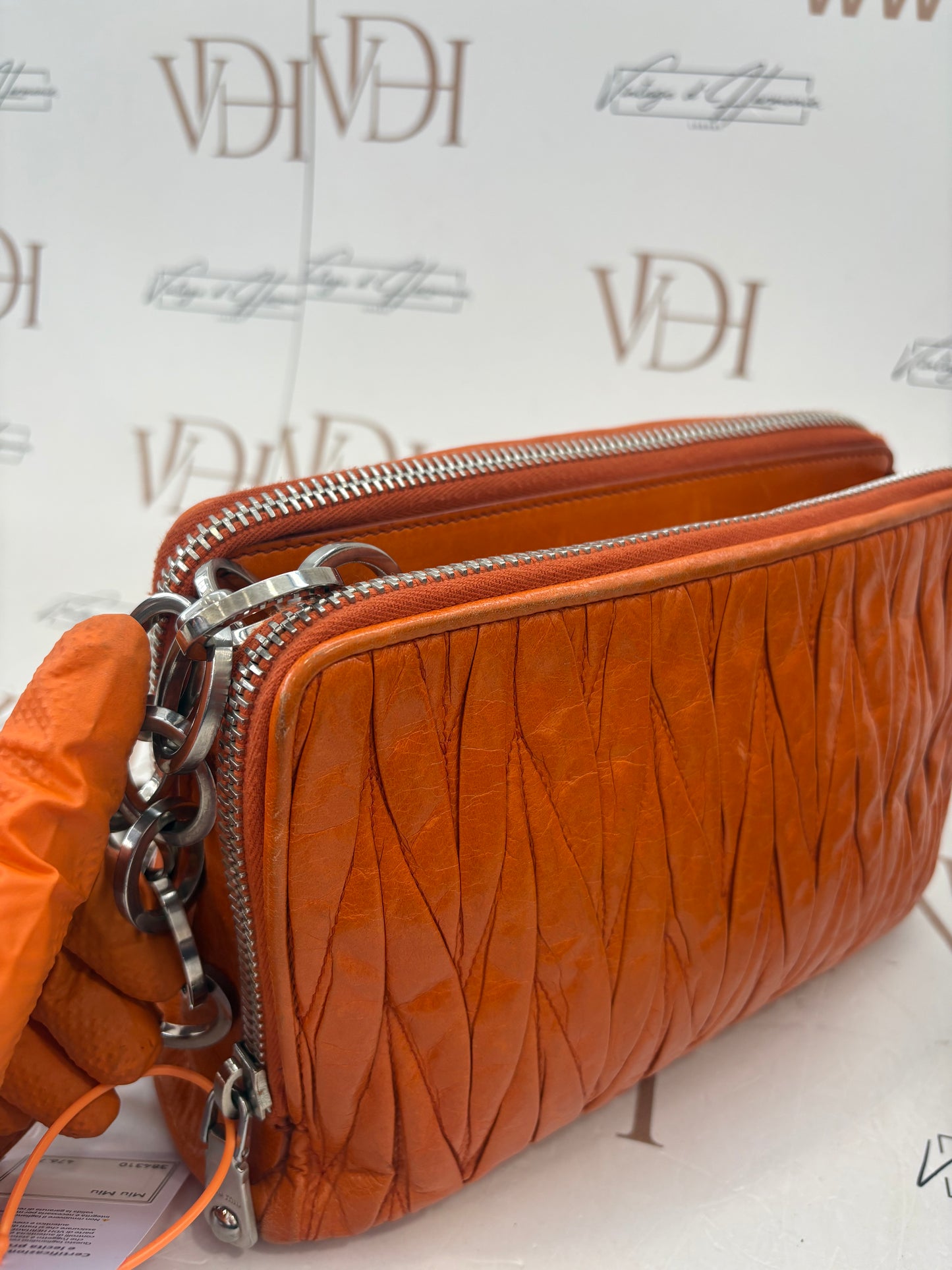 384310 - Miu Miu Orange