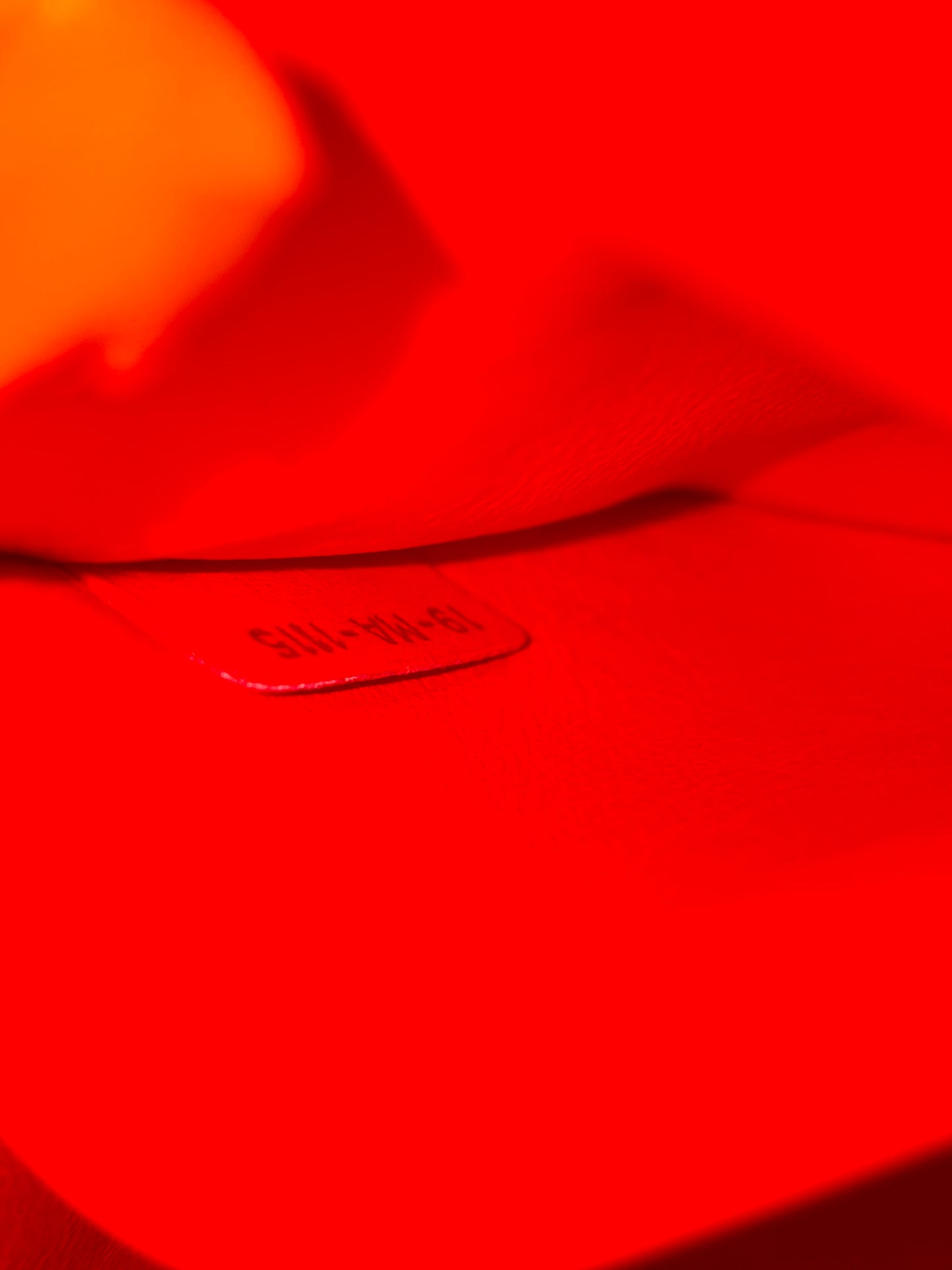 384219 - Dior Be Dior