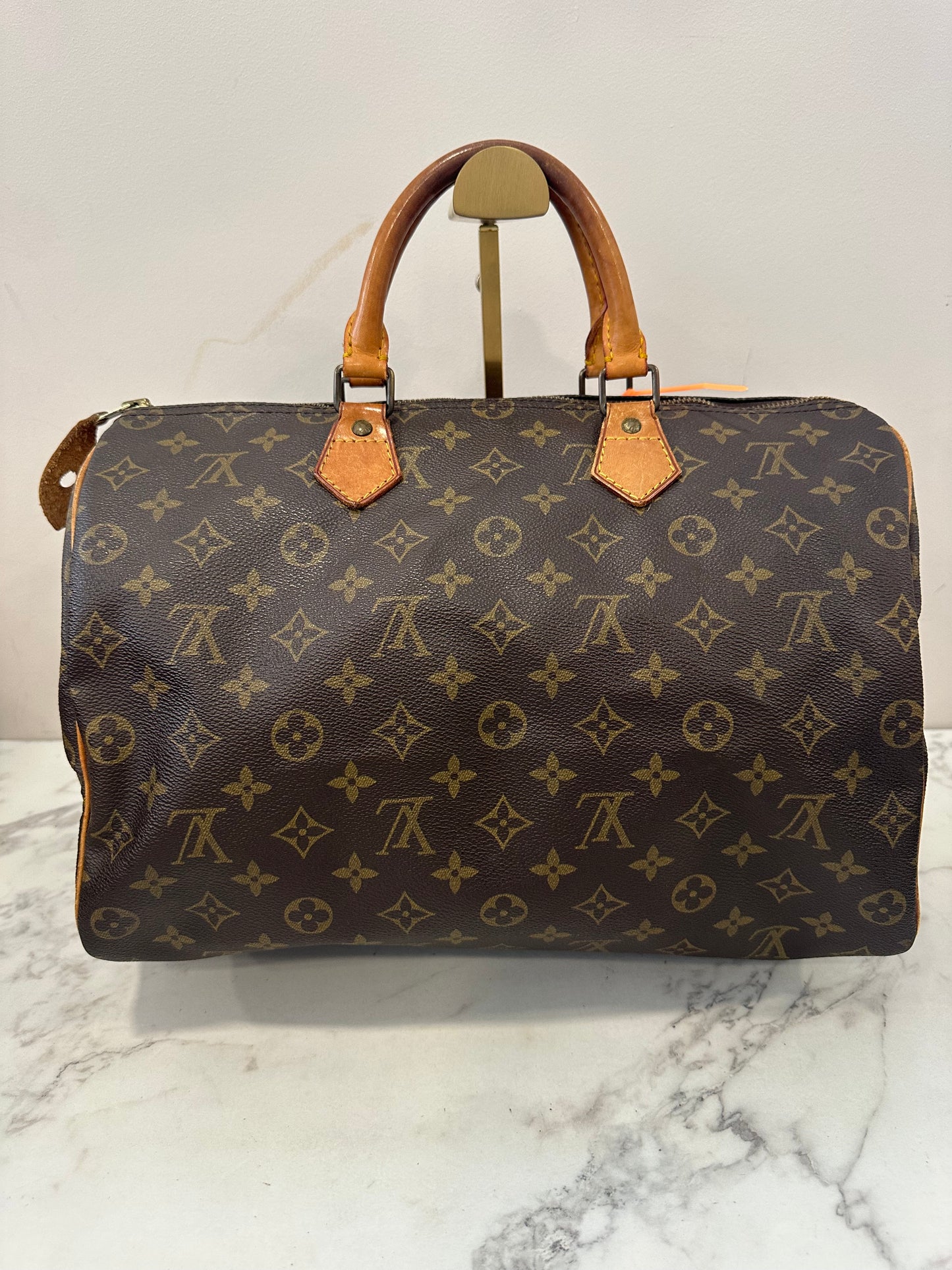Louis Vuitton Speedy 35