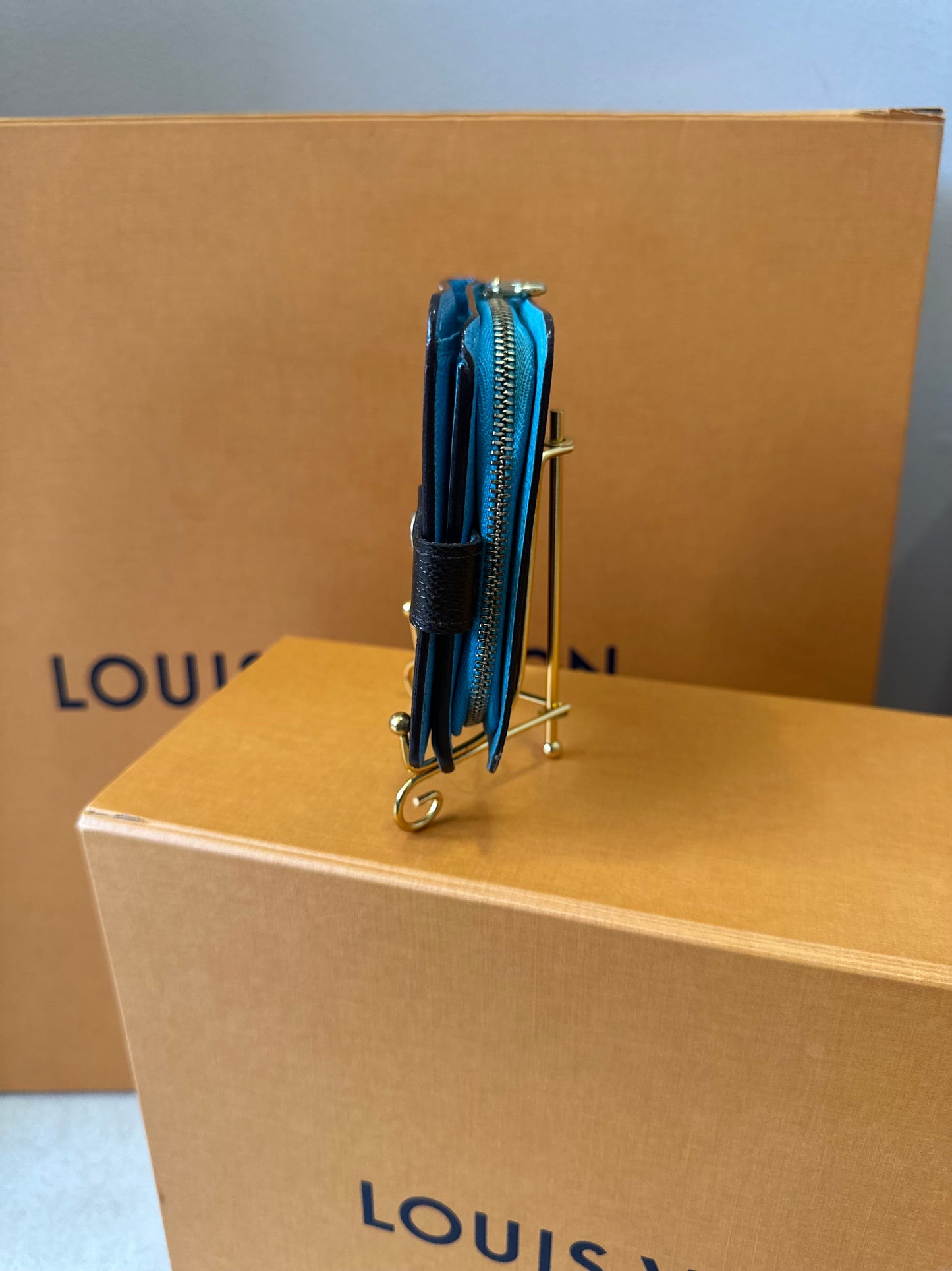 Louis Vuitton Wallet Groom