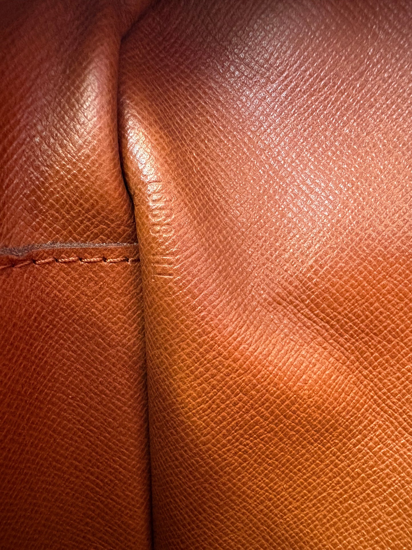 017902 - Louis Vuitton Trocadero 30