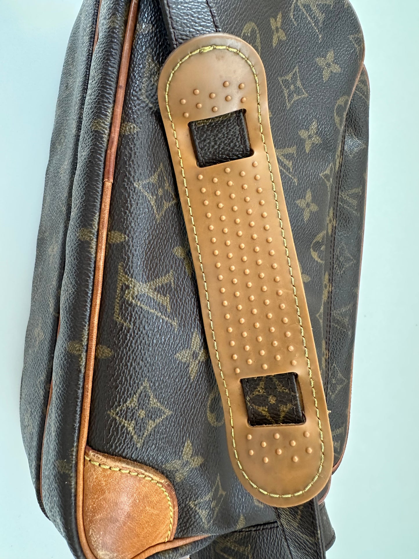 Louis Vuitton Nile