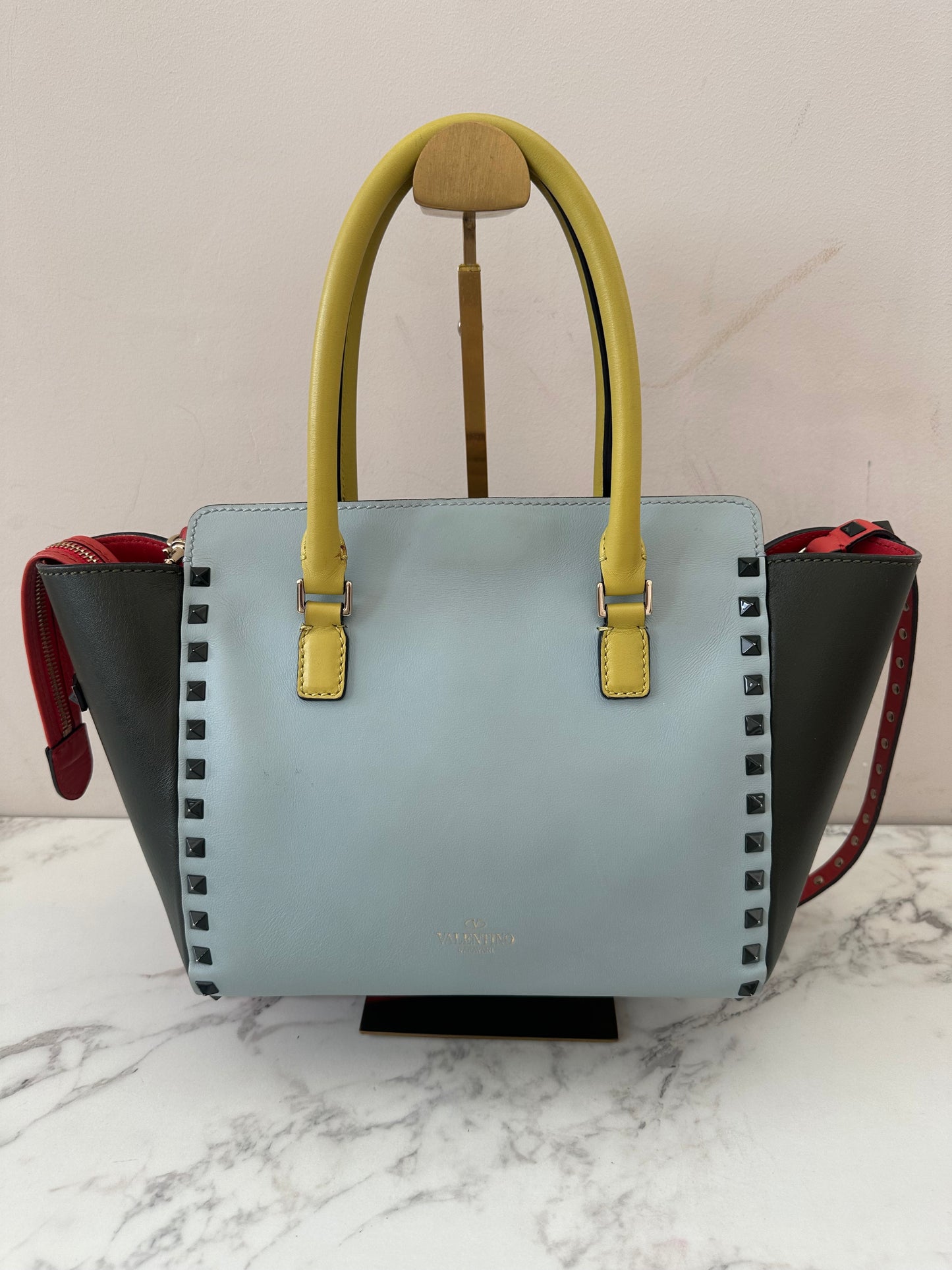 Valentino Rockstud