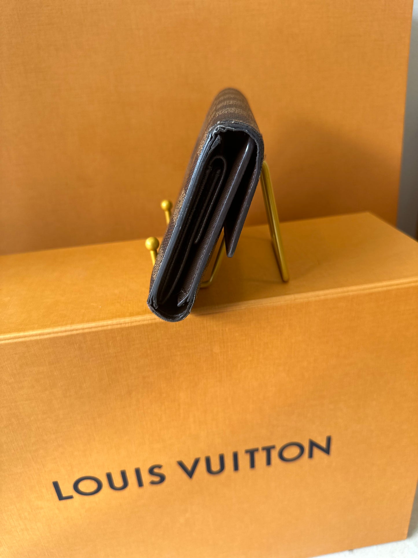 Louis Vuitton Porte Tresor