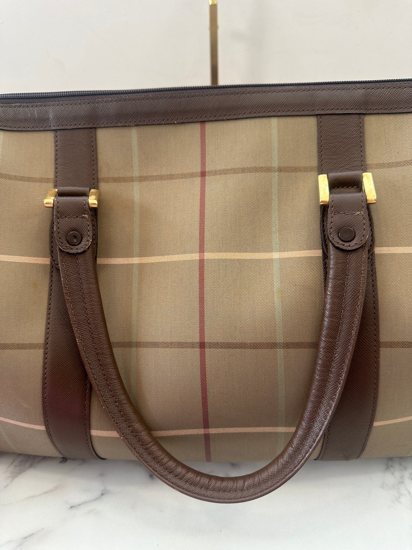 Burberrys Boston Bag