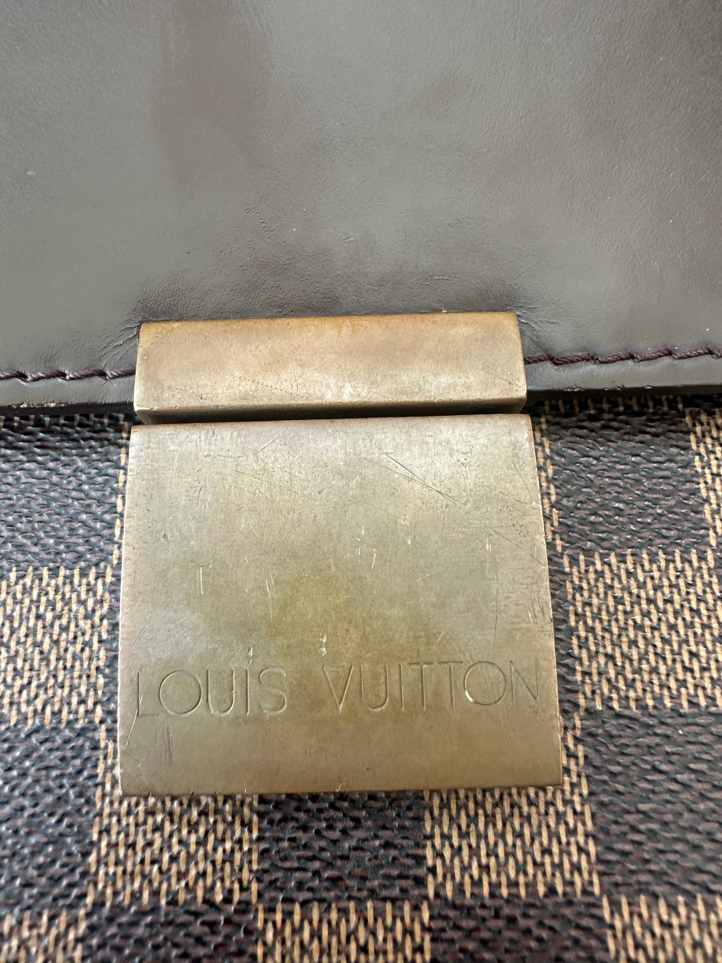Louis Vuitton Altona PM