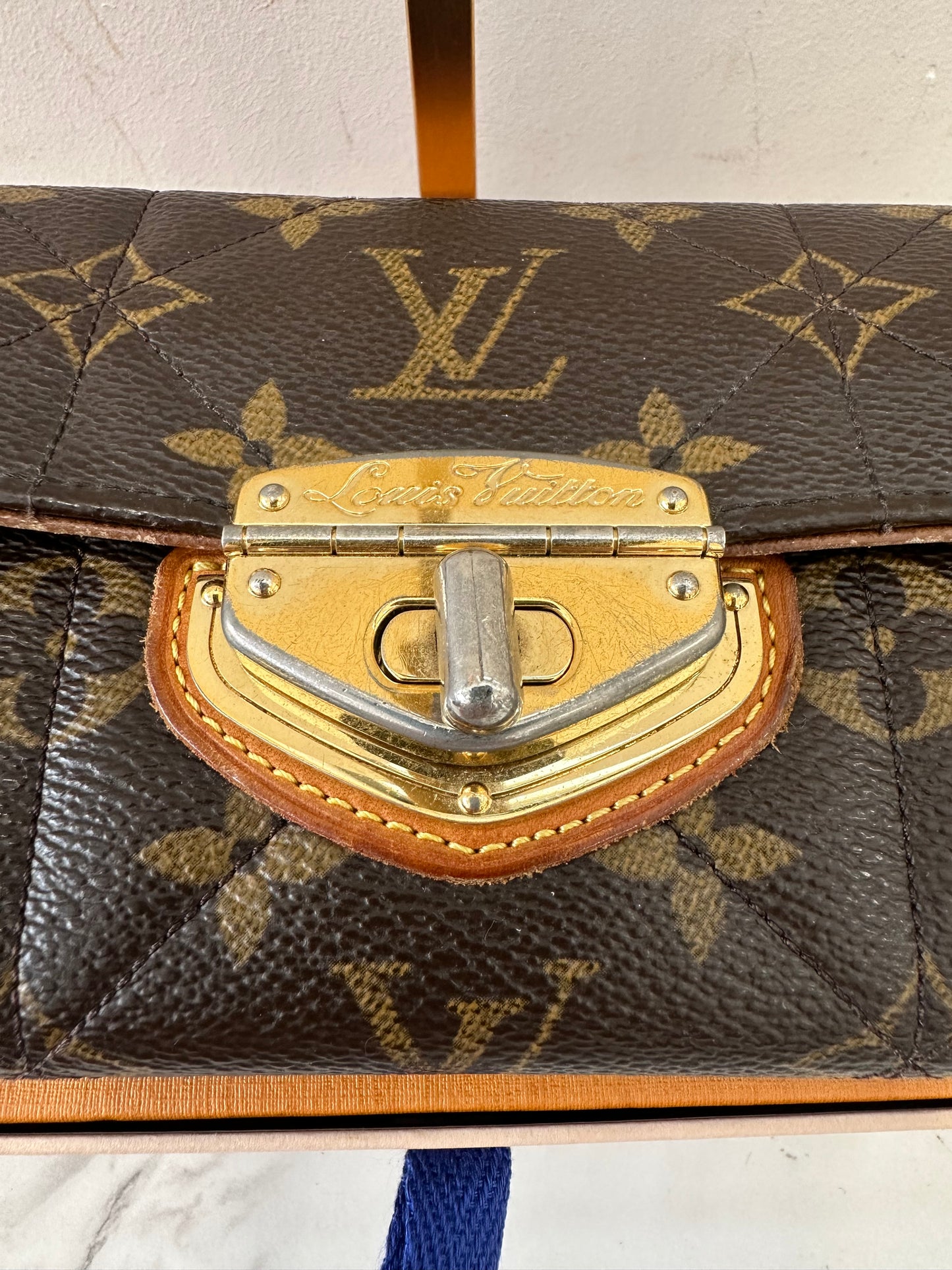 Louis Vuitton Sarah Etolie