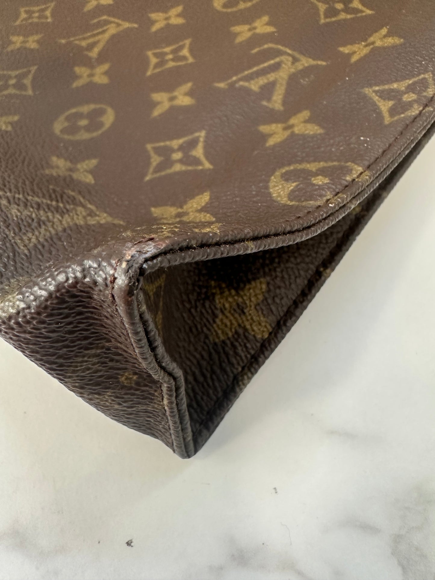 Louis Vuitton Toilette 26