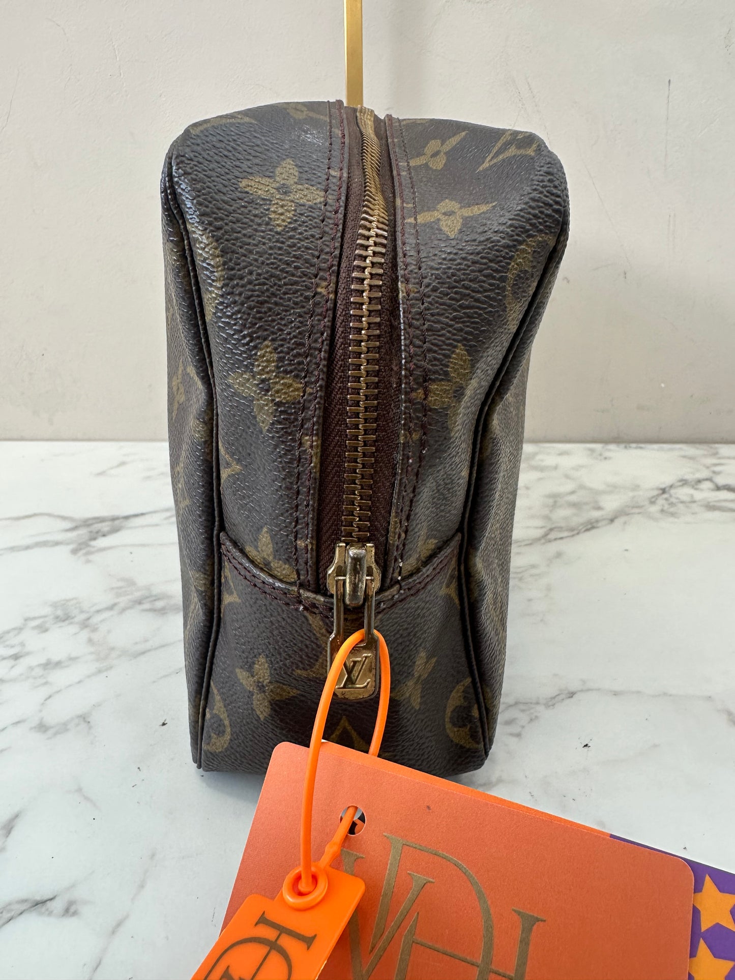 Louis Vuitton Trousse Toilette 28