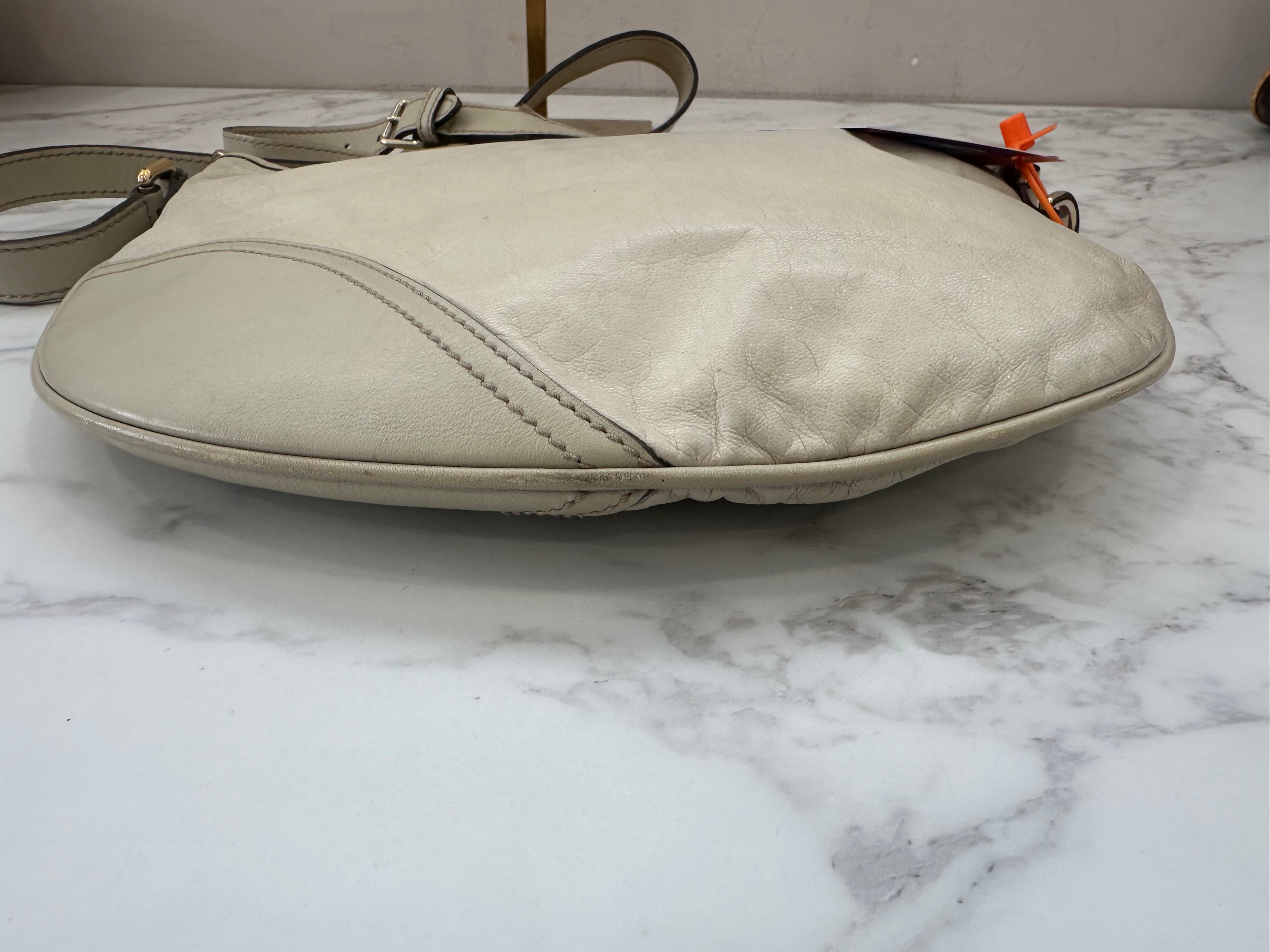 Gucci Beige