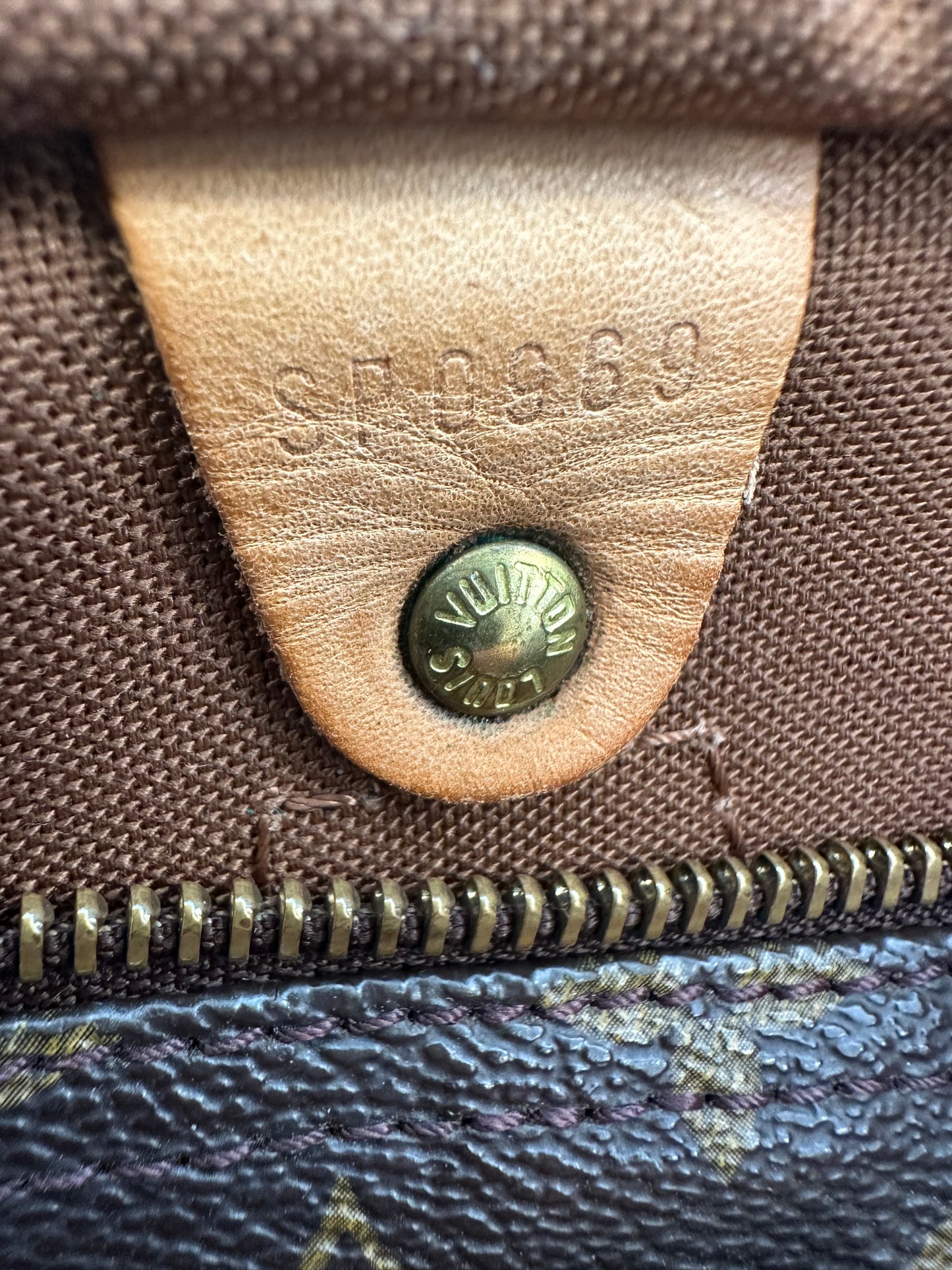 Louis Vuitton Speedy 30