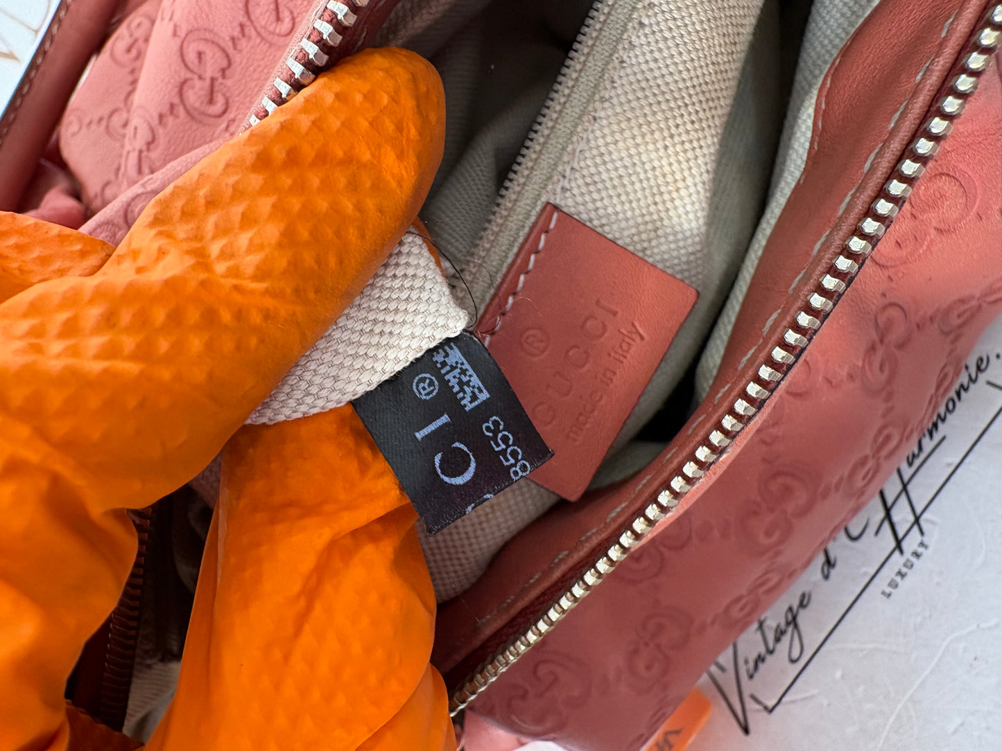 383174 - Gucci Sukey