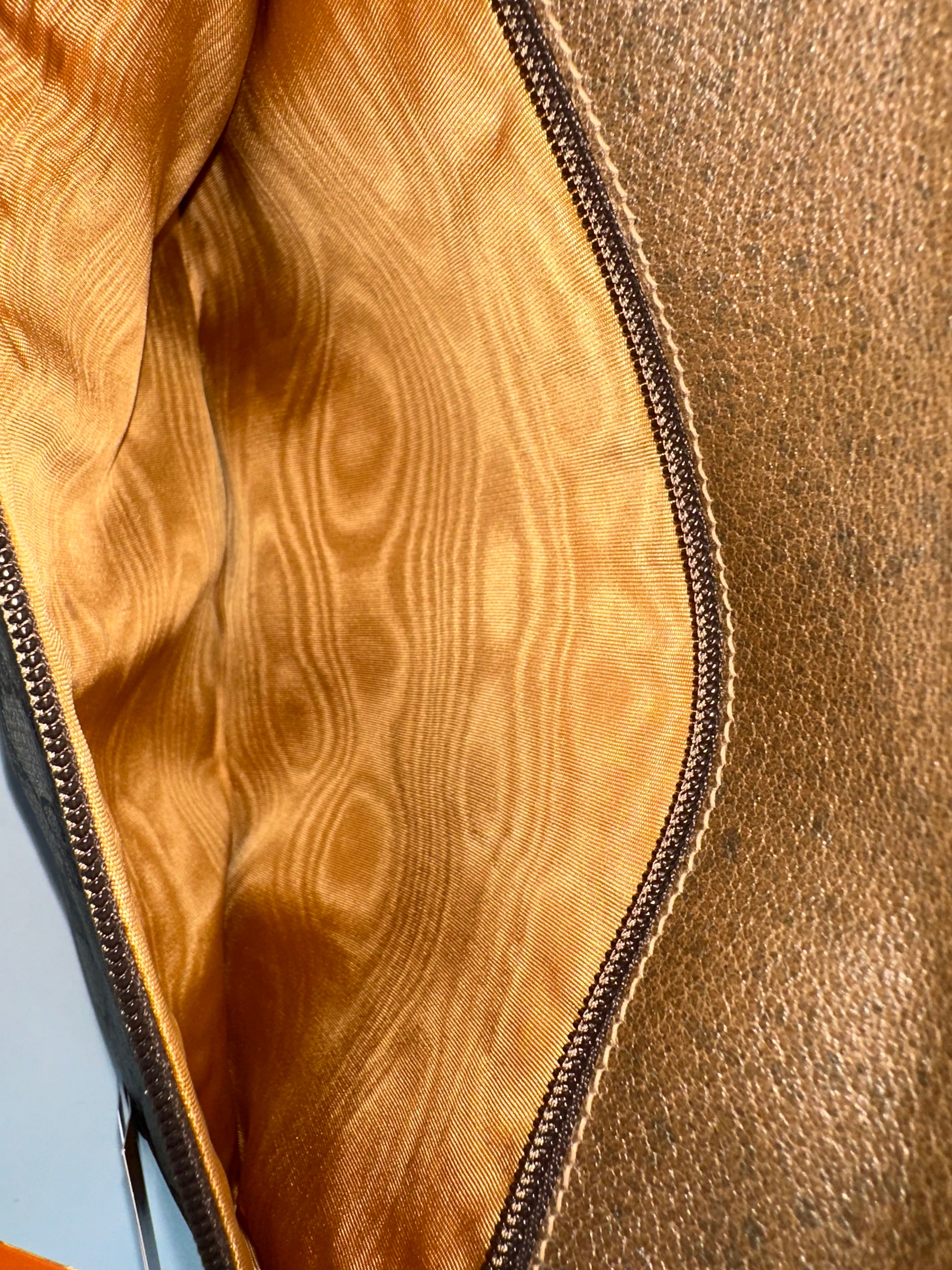 Gucci Pochette Interlocking