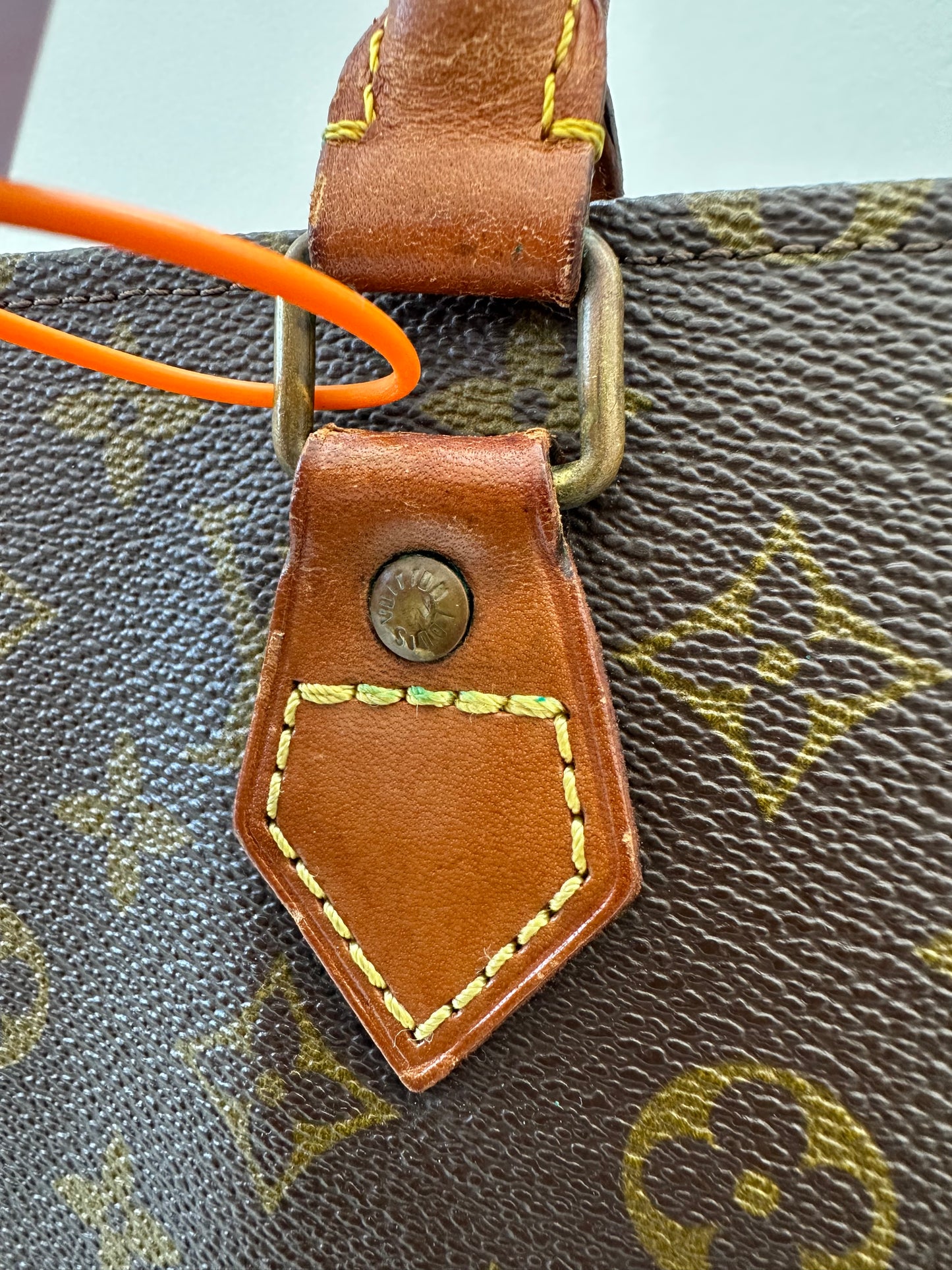 Louis Vuitton Sac Plat