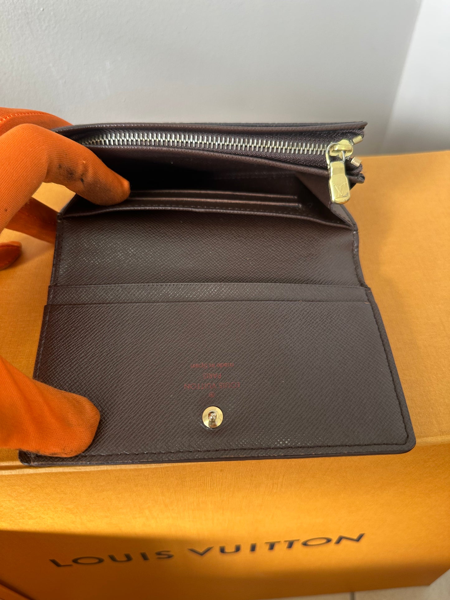 Louis Vuitton Tresor Damier
