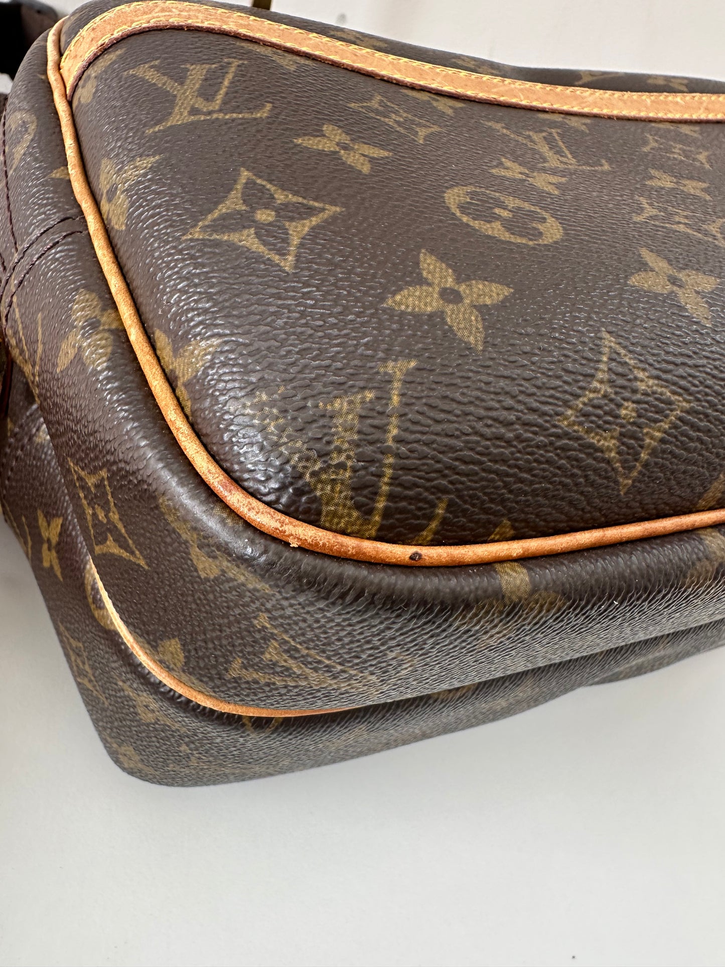 Louis Vuitton Reporter PM