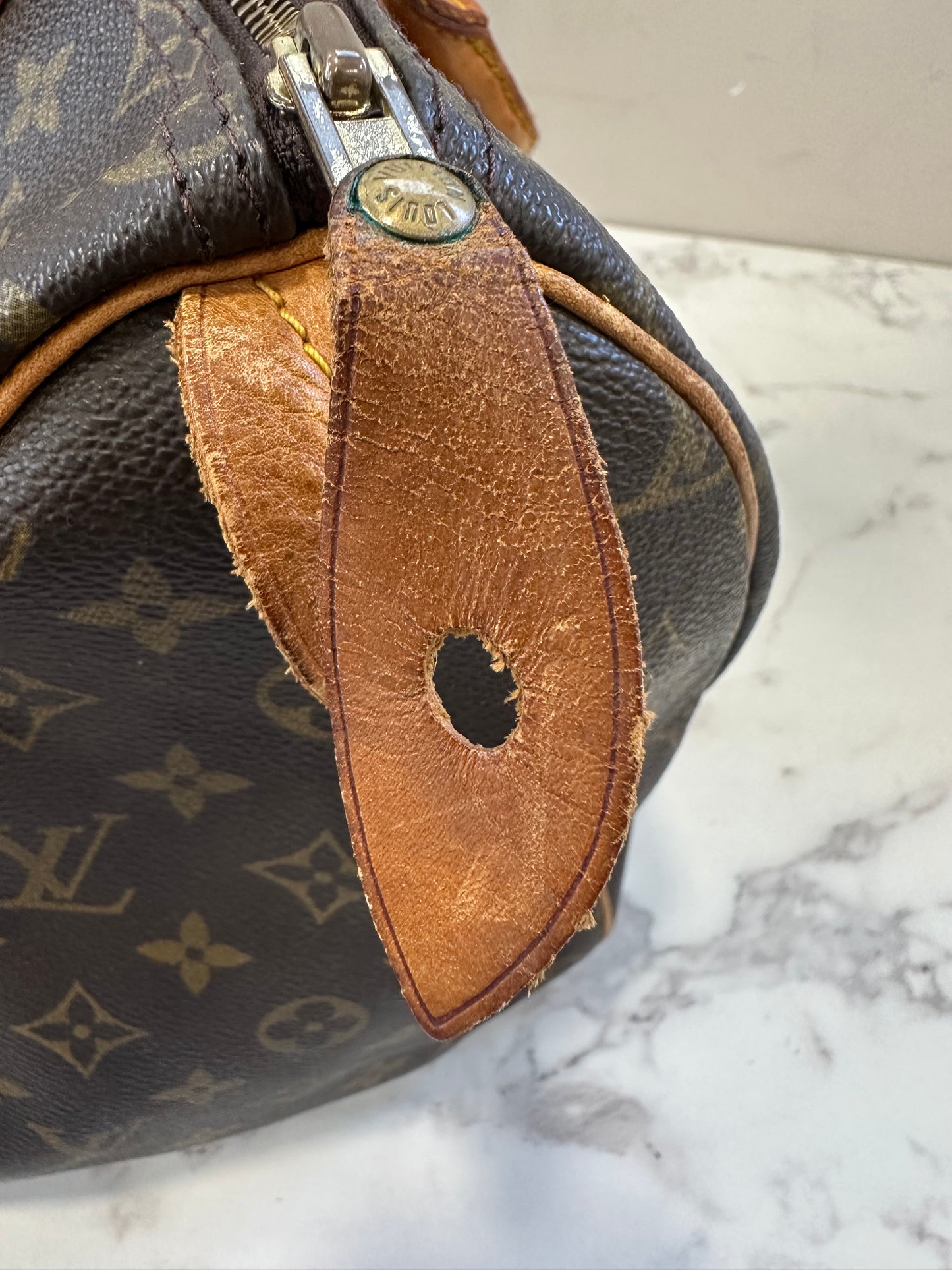 Louis Vuitton Speedy 35
