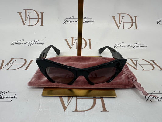 016815 - Miu Miu Sunglasses