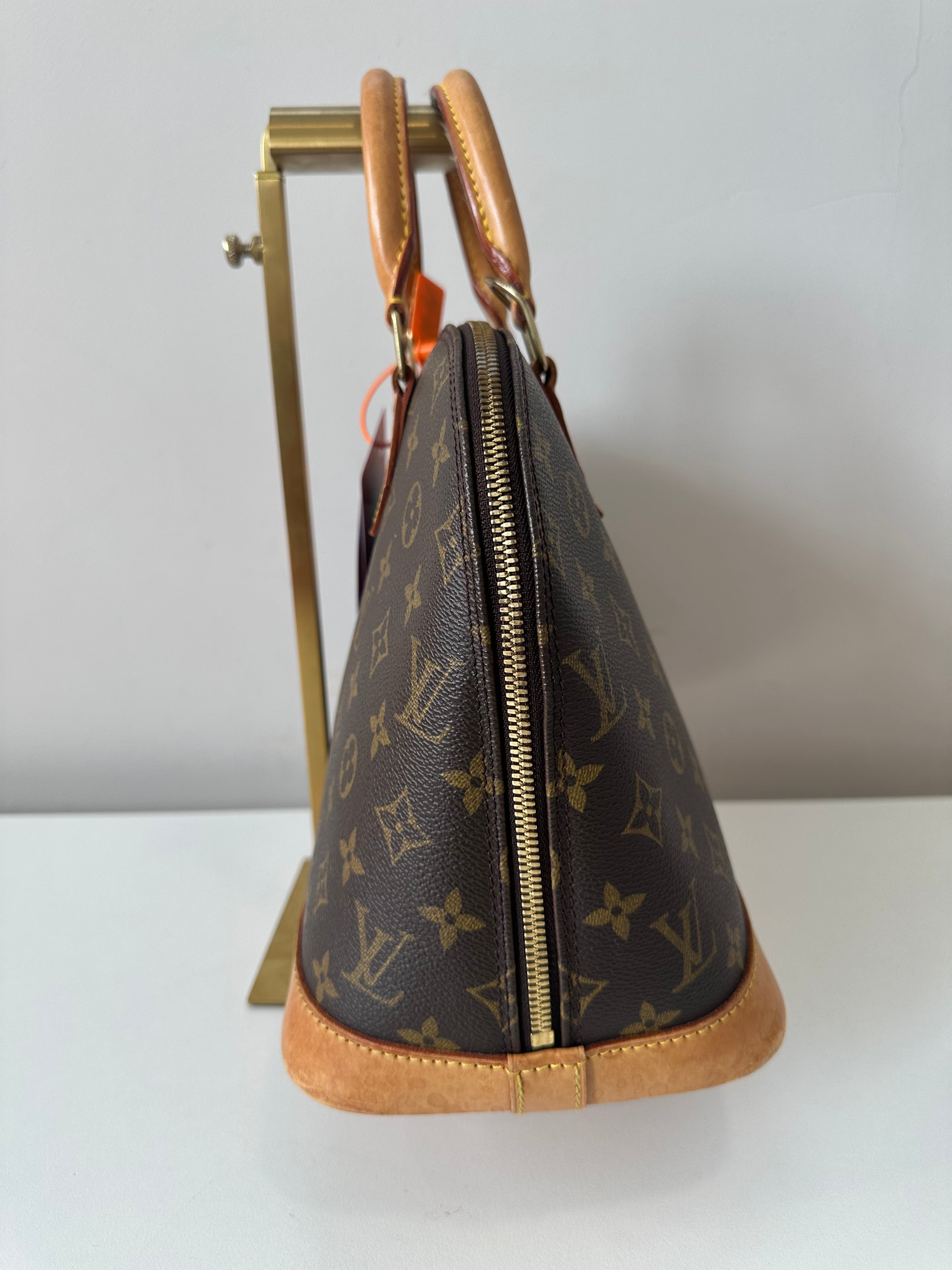 Louis Vuitton Alma