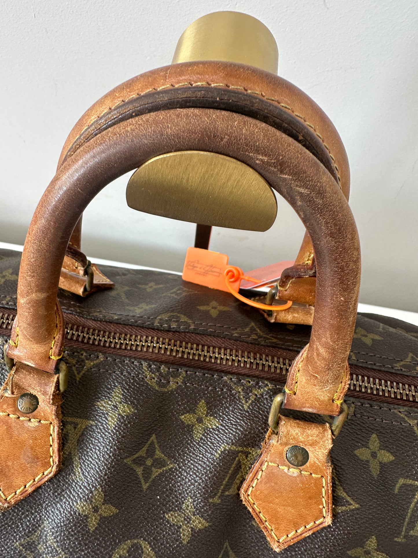 Louis Vuitton Speedy 35
