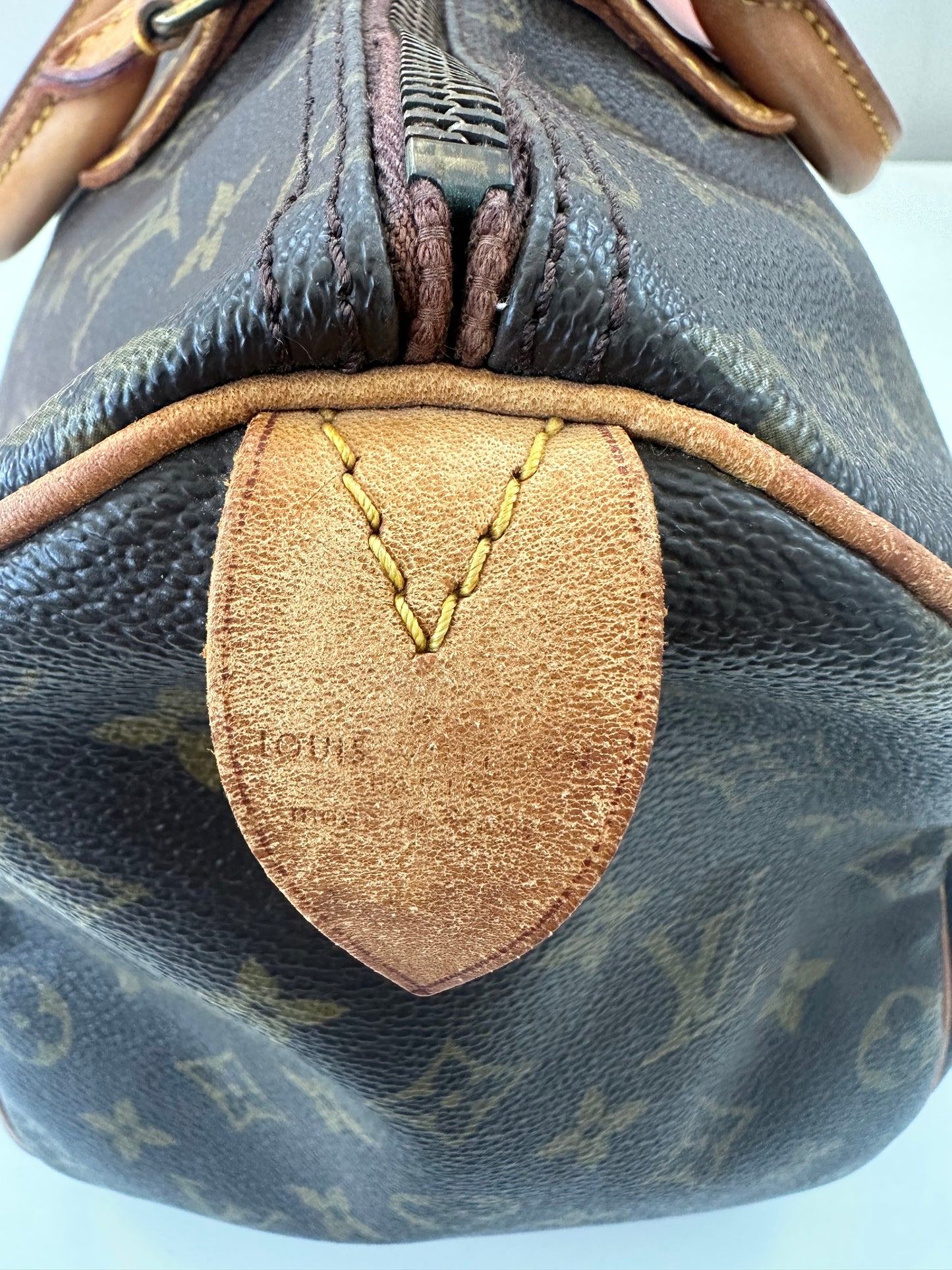 Louis Vuitton Speedy 35