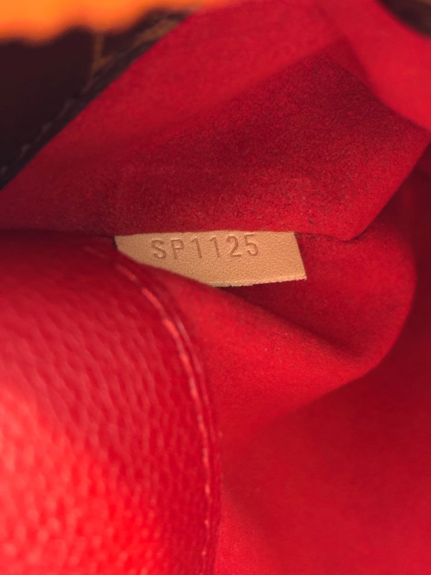 383699 - Louis Vuitton Pallas