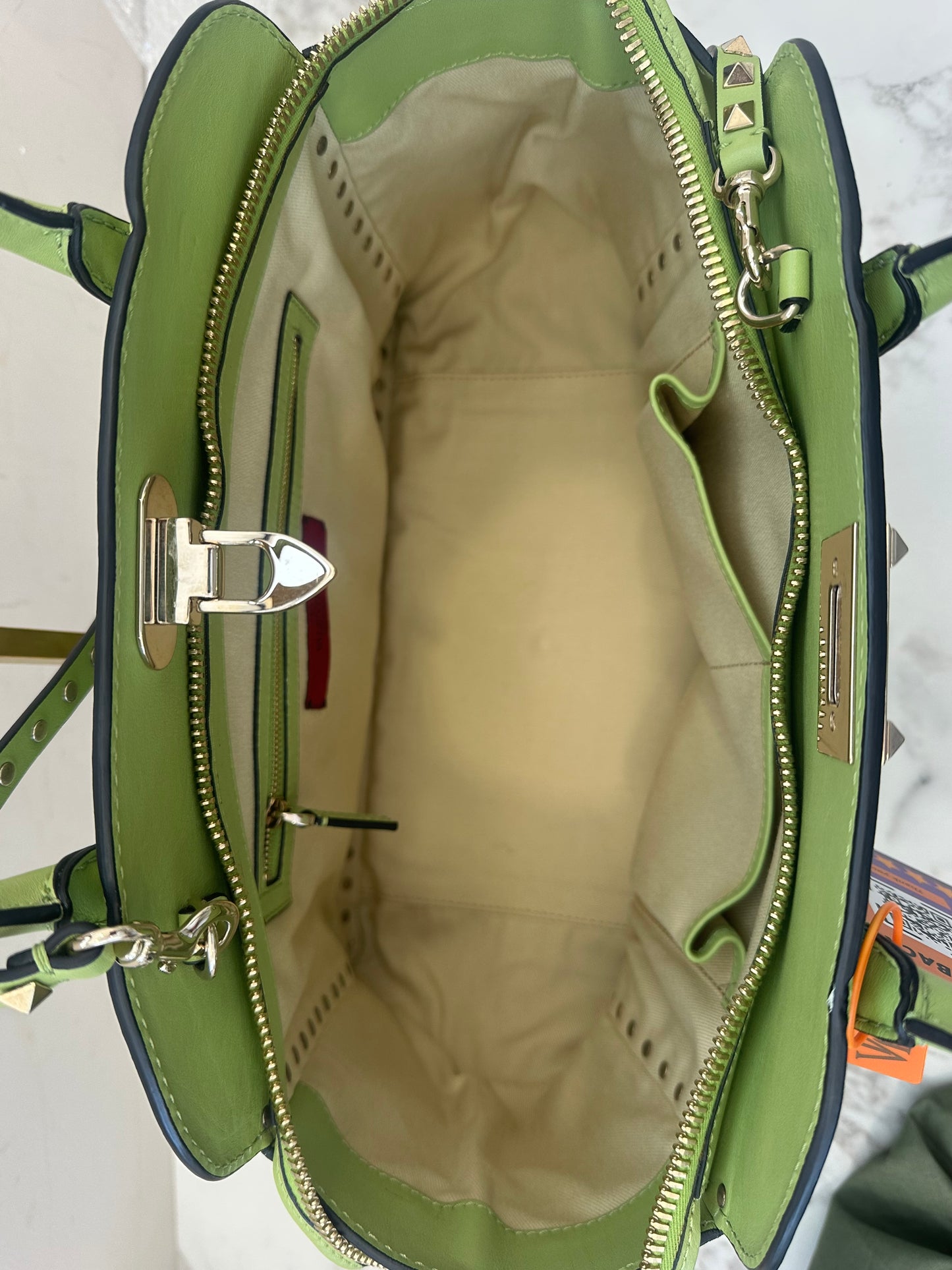 Valentino Light Green