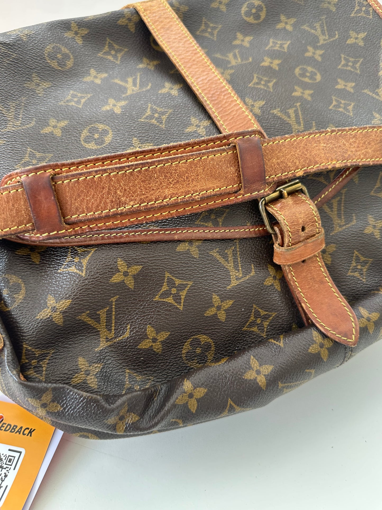 Louis Vuitton Saumur35