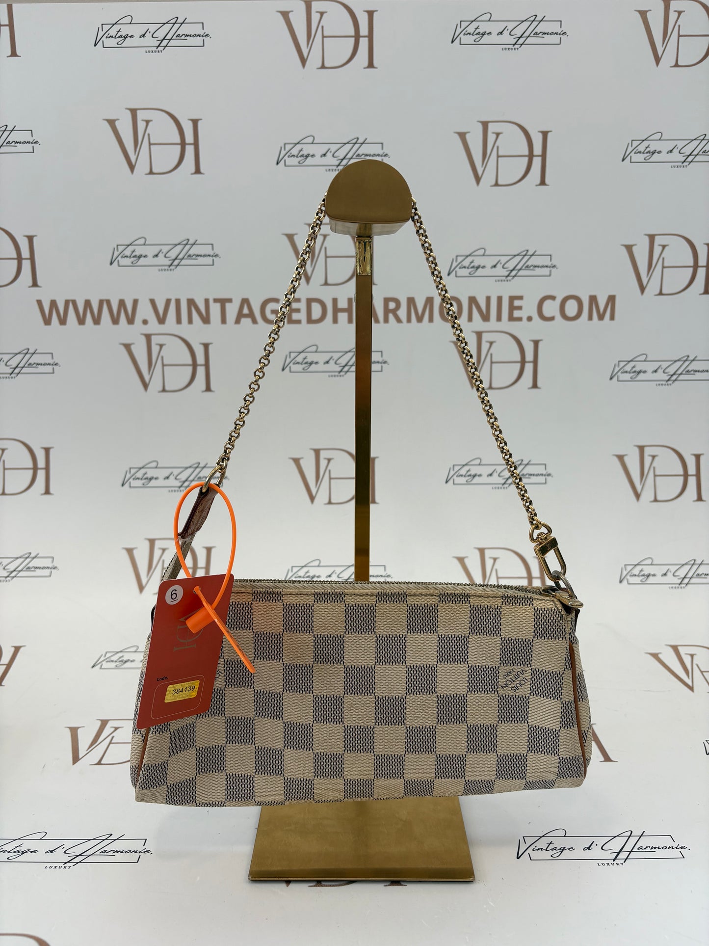 384139 - Louis Vuitton Eva