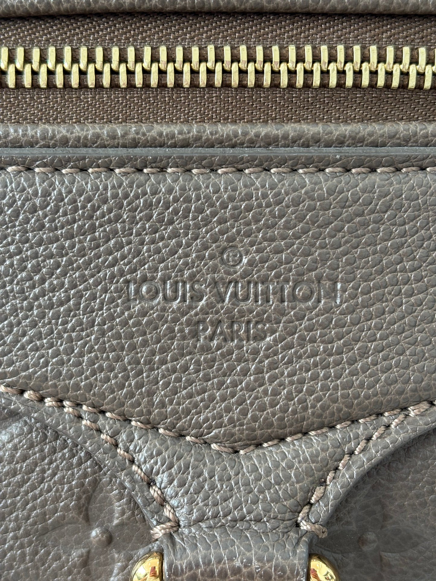 201772 - Louis Vuitton Lumineuse