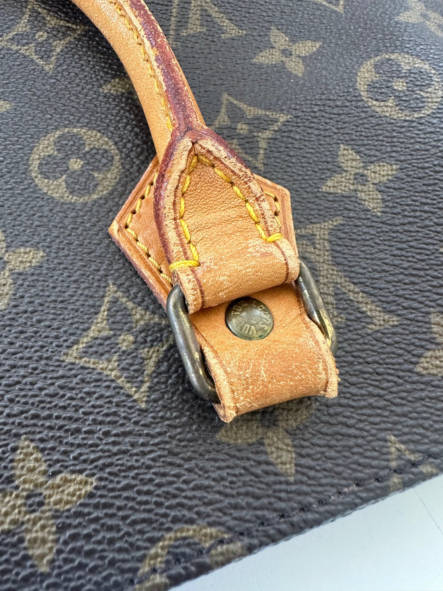 Louis Vuitton Sac Plat