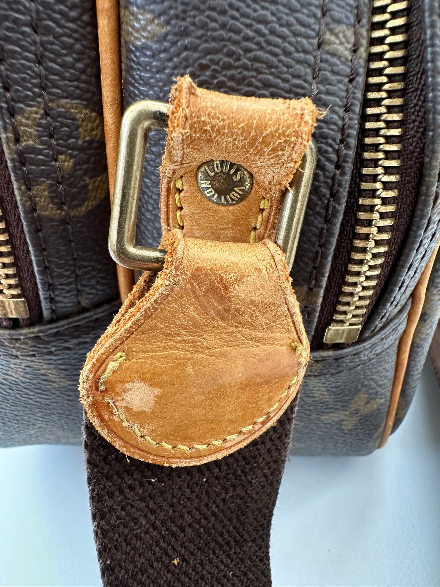 Louis Vuitton Reporter PM
