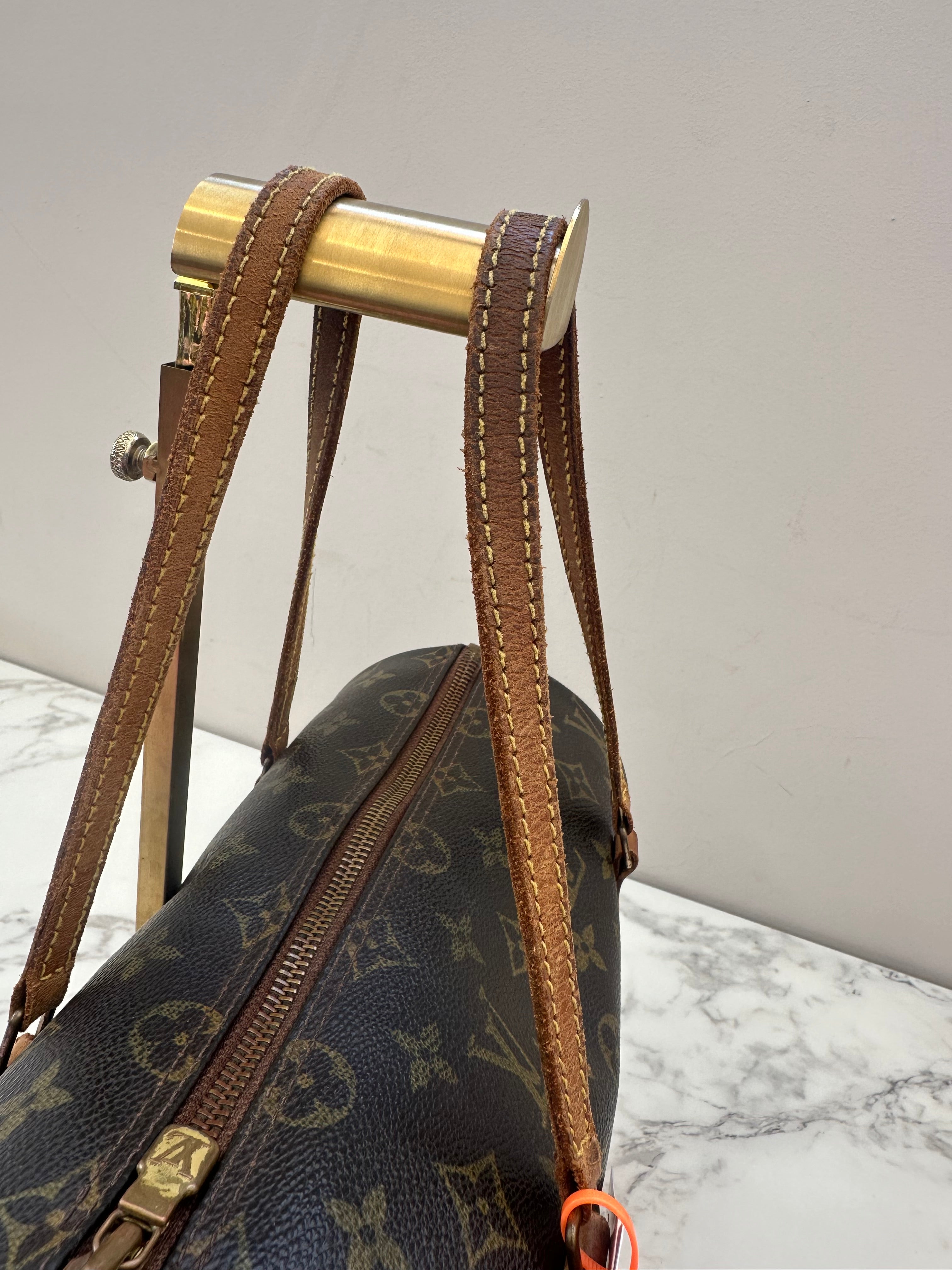 Louis Vuitton  Papillon 26