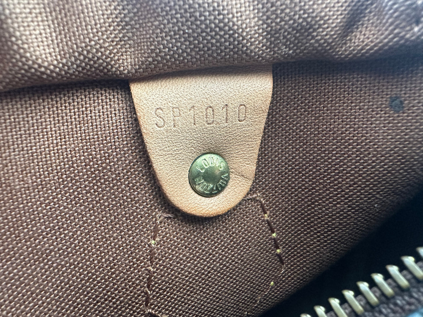 Louis Vuitton Speedy 25