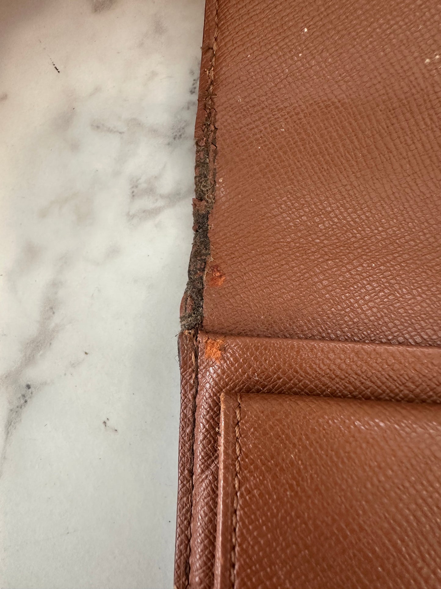 Louis Vuitton Sarah Wallet