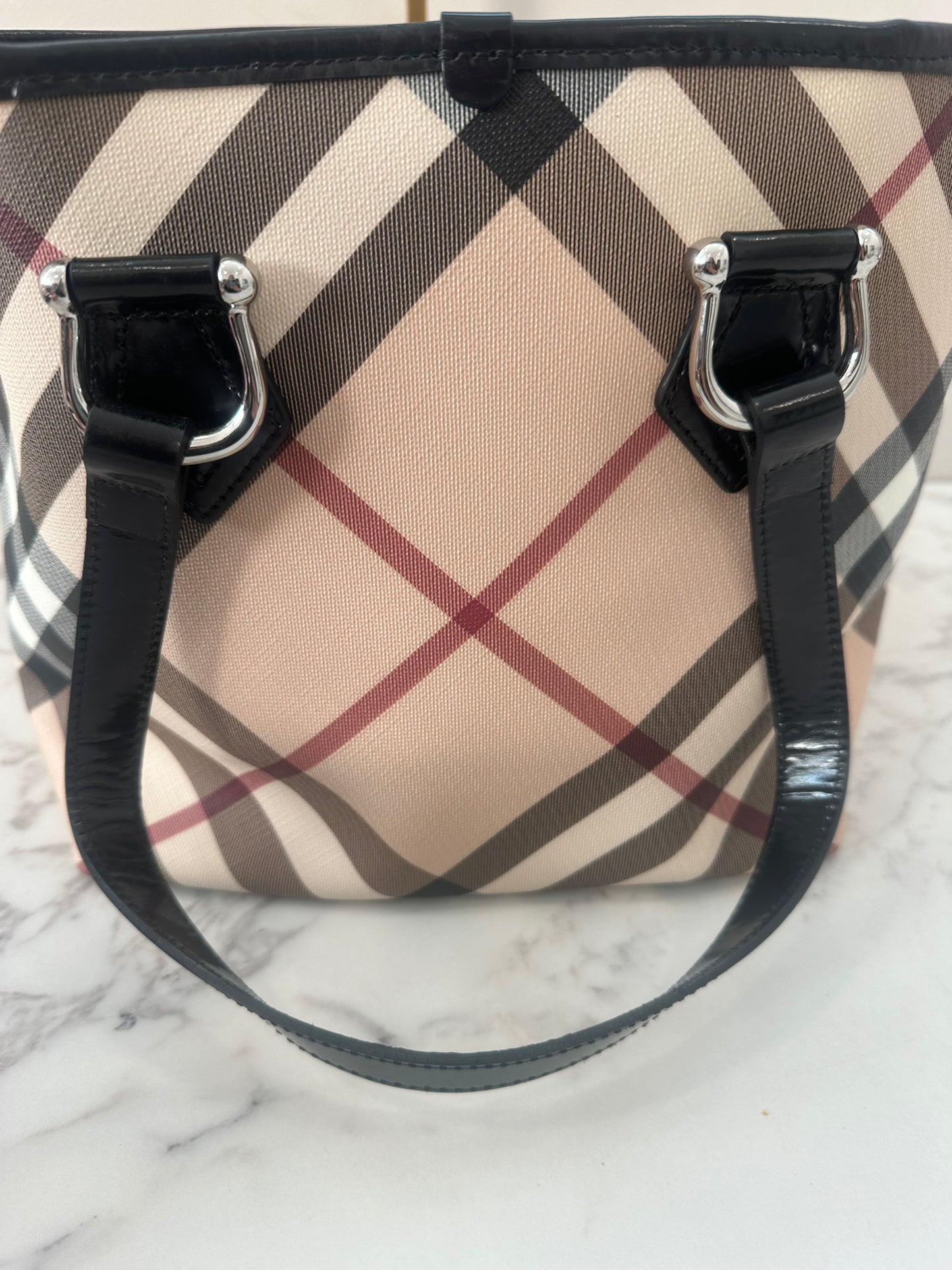 Burberry Beige