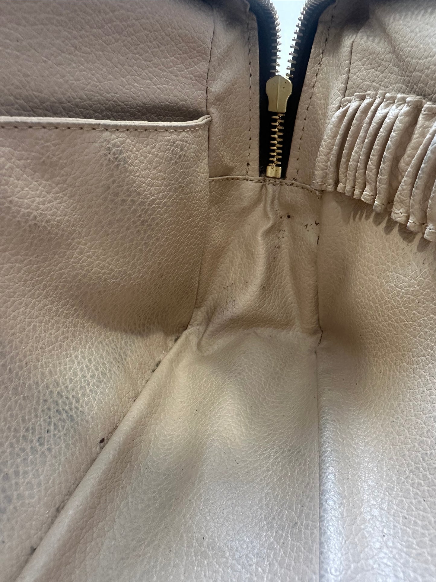 Louis Vuitton Trousse Toilette 28