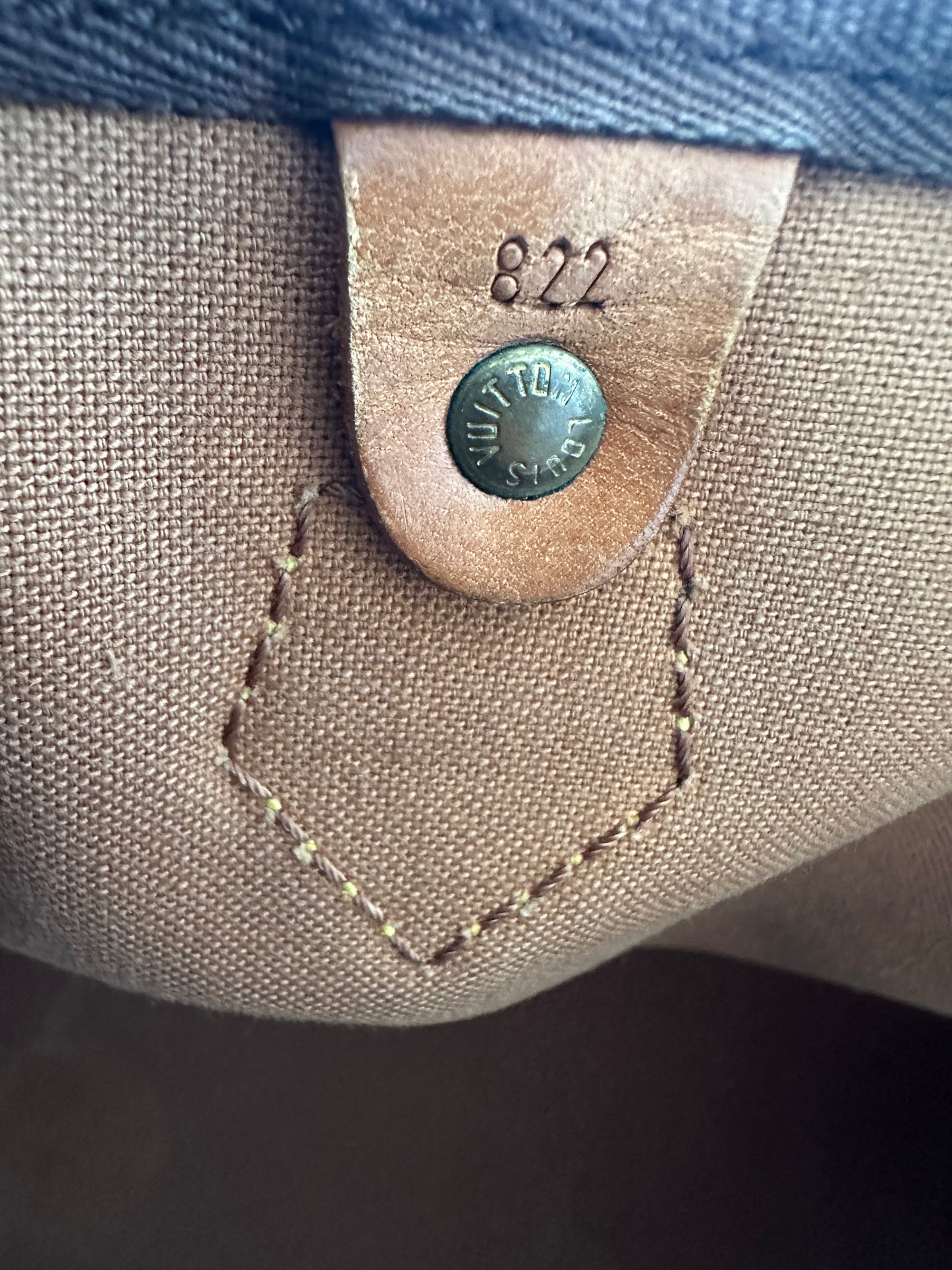 Louis Vuitton Speedy 40