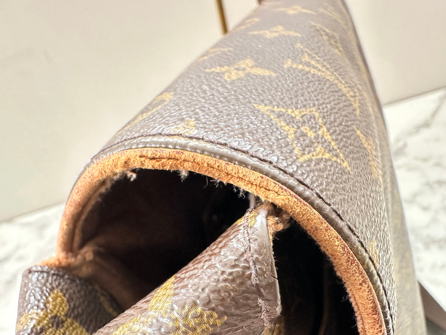 Louis Vuitton Abbesses
