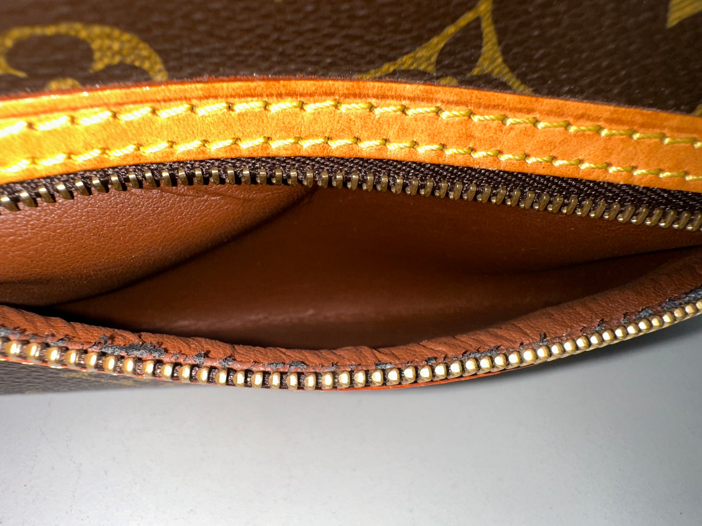 Louis Vuitton Pochette Cite